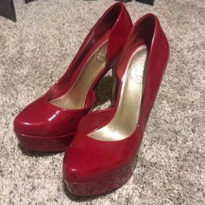 Jessica Simpson red pumps (6 in)